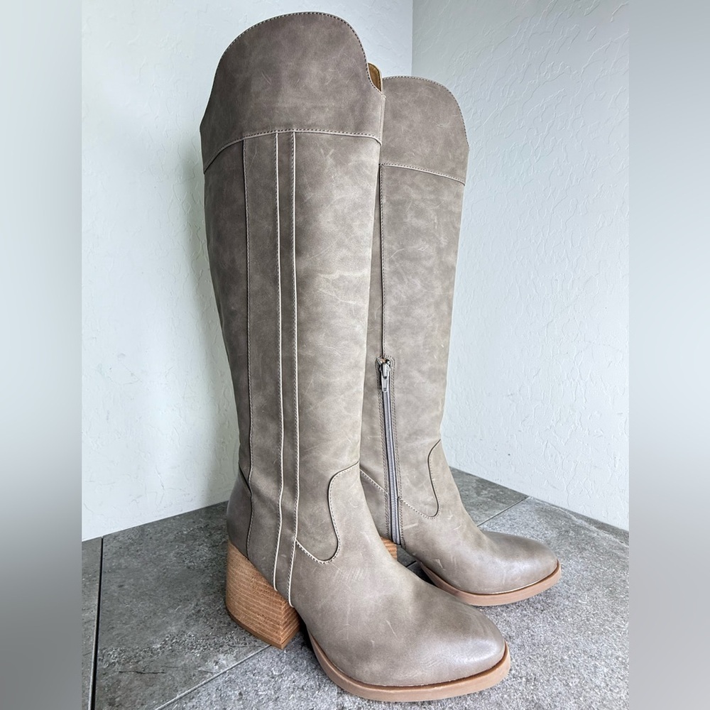 NEW Korks Scarlet Taupe Suede Western Stacked Block Heel Boot Women’s Size 9.5 - Picture 3 of 12